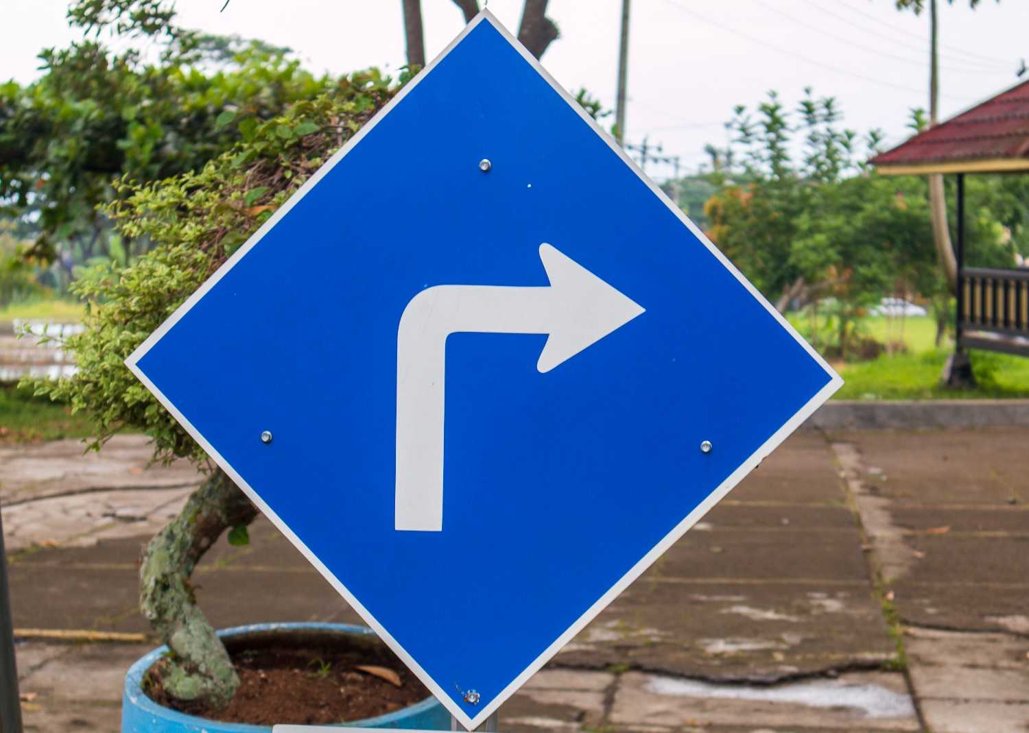 Do Motorcycles Have the Right of Way